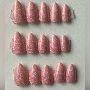 Shimmery Pink Press-On Nail Set